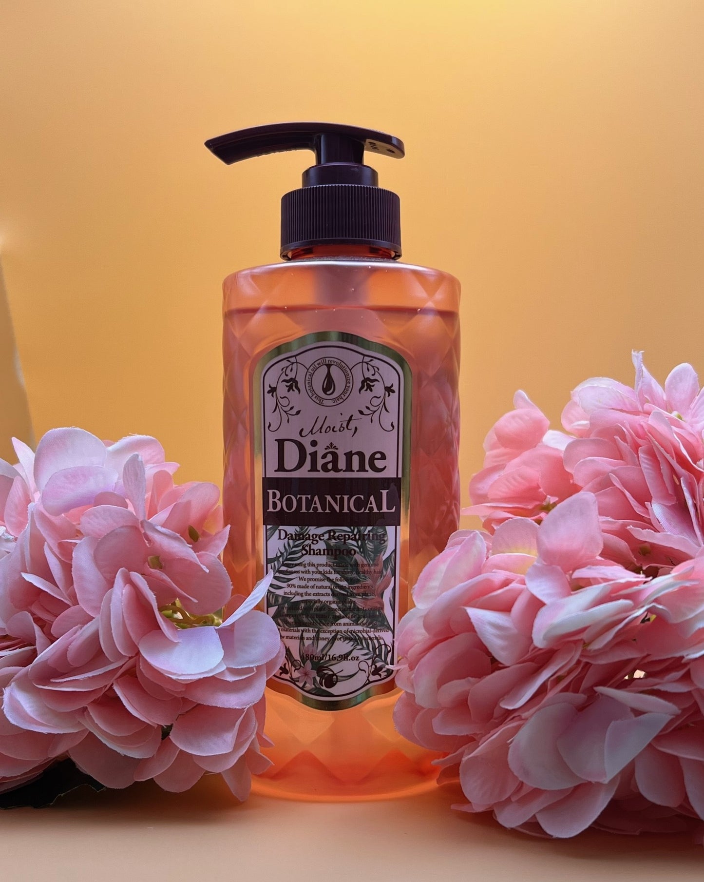 Moist Diane Botanical Damage Repair shampoo bottle with natural oils for frizz-free smooth hair