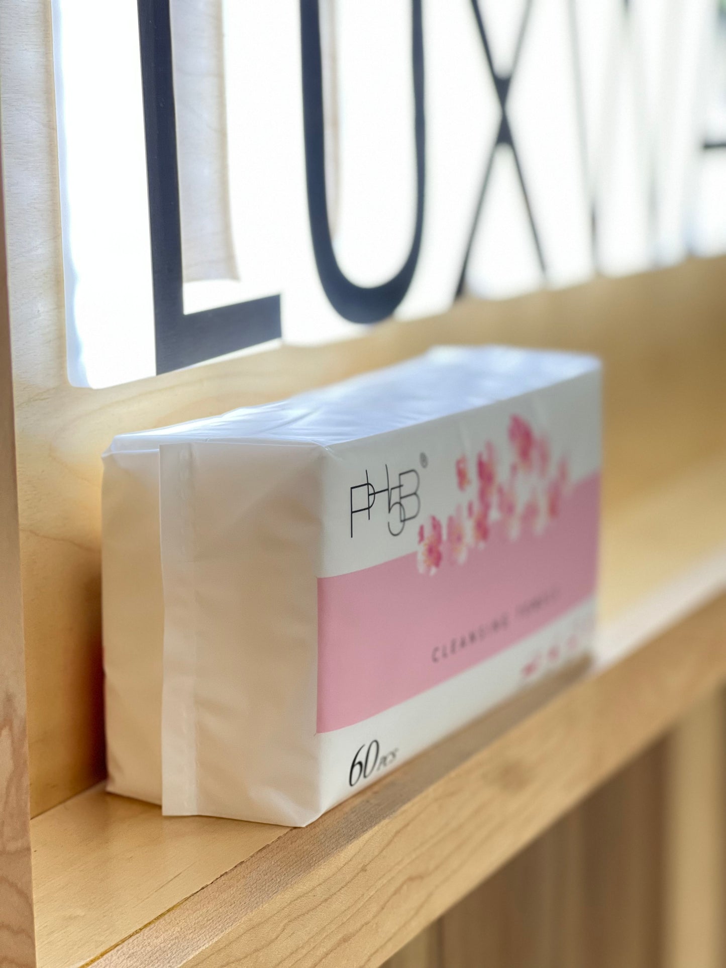 PH5B premium cleansing towels pack of 60 made from 100 percent cotton non-woven fabric for makeup removal and skincare